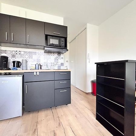 Studio Confortable Et Lumineux Proche Des Hopitaux - Hotel De Ville Beaumont Beaumont  Ngoại thất bức ảnh